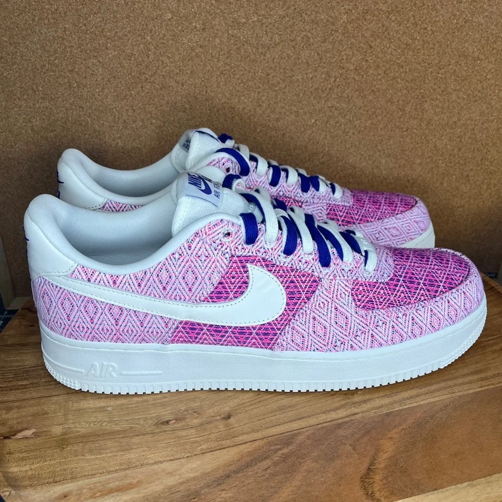 Nike
Air force 1
'woven together'
NWOT - Picture 4 of 12
